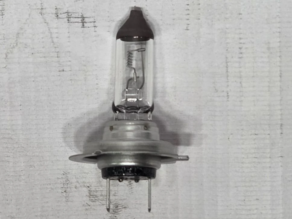 Лампа H7 24V 70W PX26d галогенная  нов. для грузовые - 2